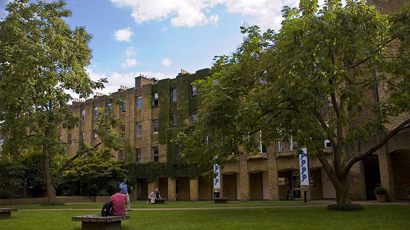 伦敦南岸大学
