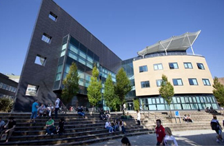 思克莱德大学