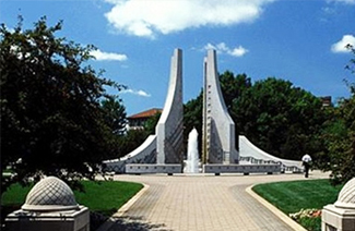 纽约州立大学波茨坦分校