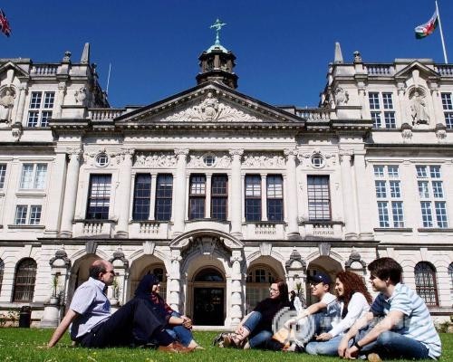 SAT考试中的学者的英文表达方式有哪些？